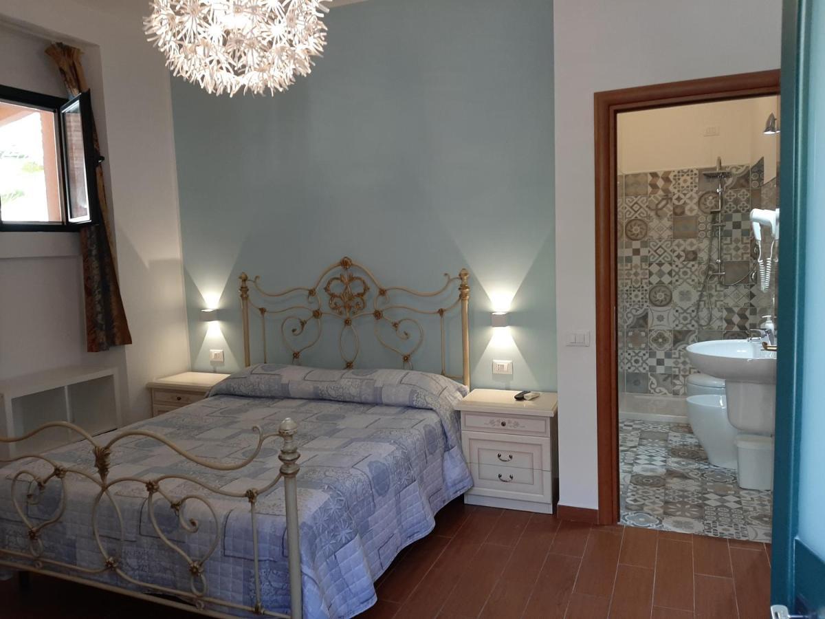 Viola Di Mare Rooms And Parking Termoli Exteriör bild